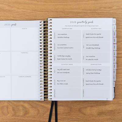 2025 Signature Planner - Black