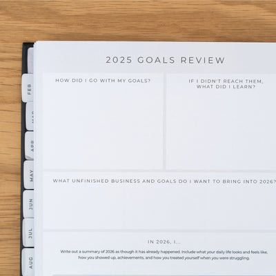 2025 Classic Planner - Black