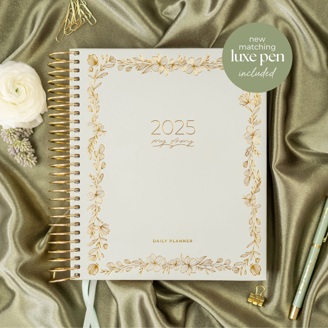 2025 Daily Planner + Luxe Pen - Vintage Sage - Ltd Edition