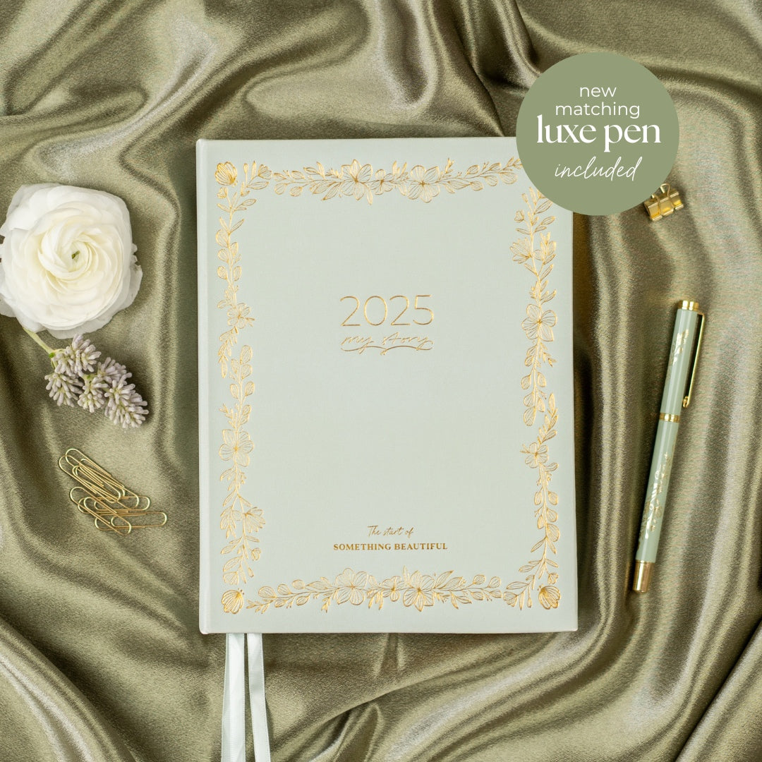 2025 Essential Planner + Luxe Pen - Vintage Sage - Ltd Edition