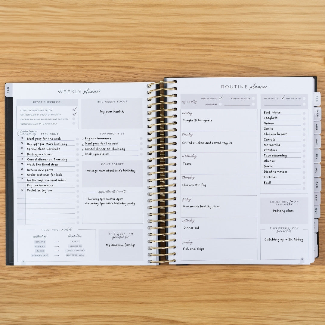 2025 Signature Planner - Black