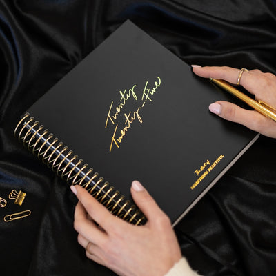 2025 Signature Planner - Black