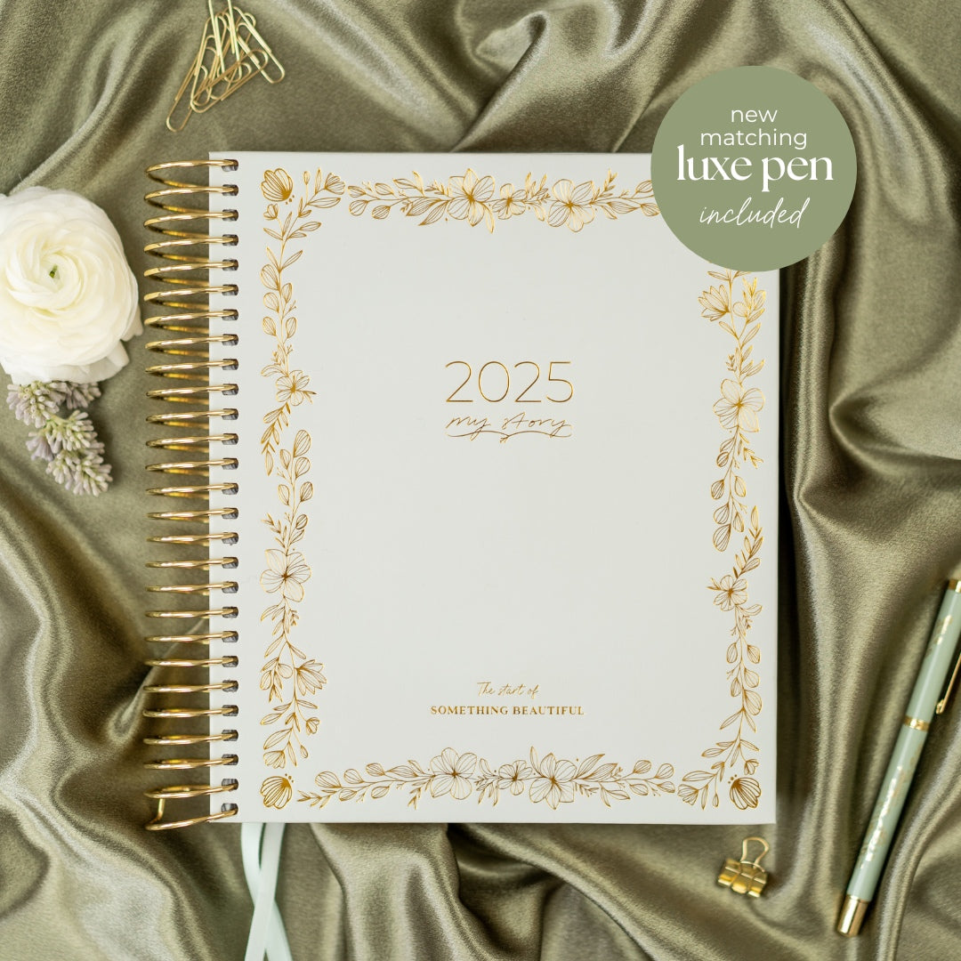 2025 Signature Planner + Luxe Pen - Vintage Sage - Ltd Edition